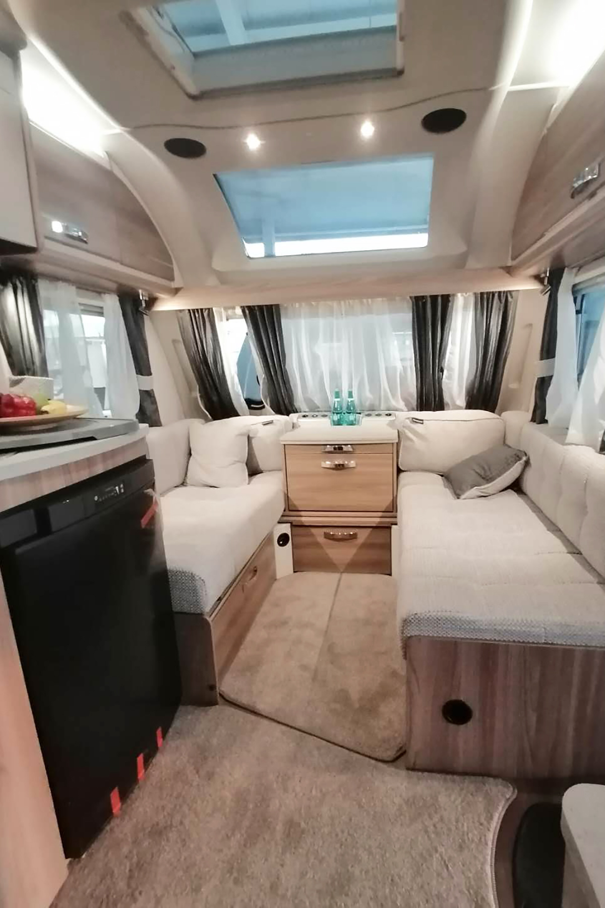 三十多个房车品牌共60余款车型,房车大全30万以下6座