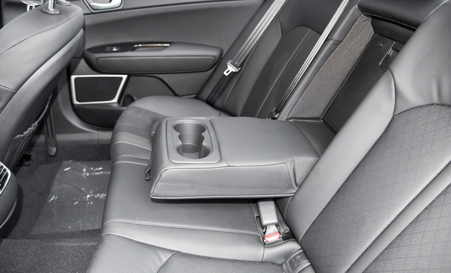 最厚道的合资b级车如今狂跌4万5,落魄但又有自身魅力的几款b级车