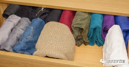 猫咪喜欢吃垃圾吃纸巾,猫咪异食癖撕咬纸箱