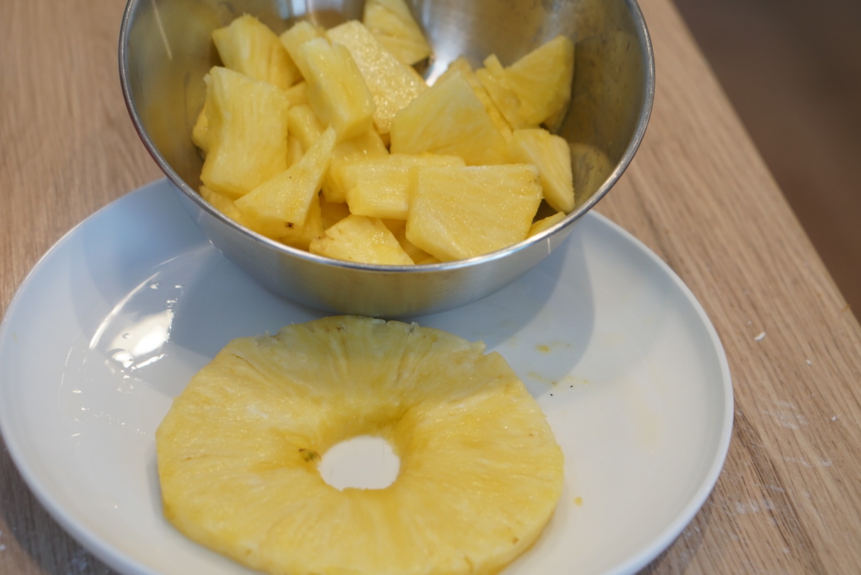 披萨的家常做法烤箱水果披萨9寸,西餐披萨最好吃的做法