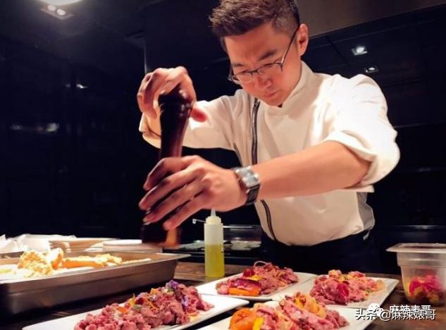 陈数和老公接吻照片,陈数老公回应搂抱年轻女子