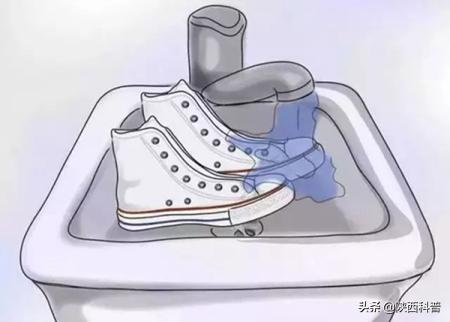 各类鞋子的清洁秘诀,清洁小白鞋让你的鞋子焕然一新