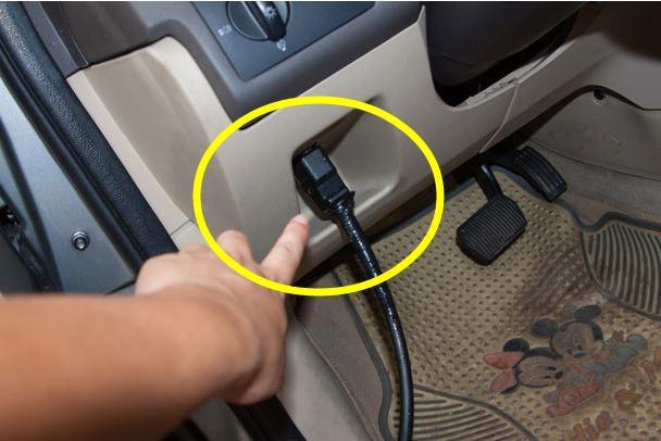 摸五年方向盘才知，这个孔一月清理一次，提速快动力足省油，通用