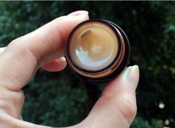 人老先老眼抗皱眼霜,人老眼先老眼部保养很重要