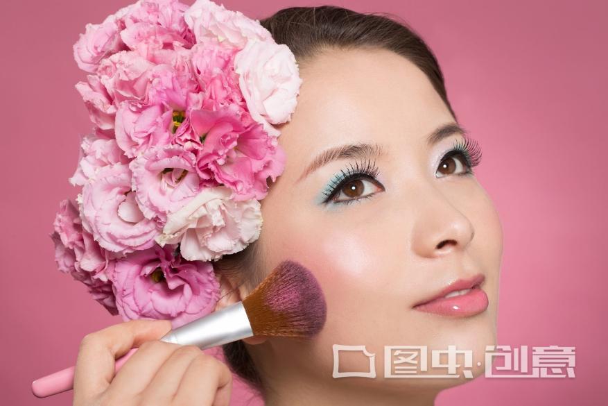 bb霜涂在脸上的正确方法,bb霜正确涂抹方法