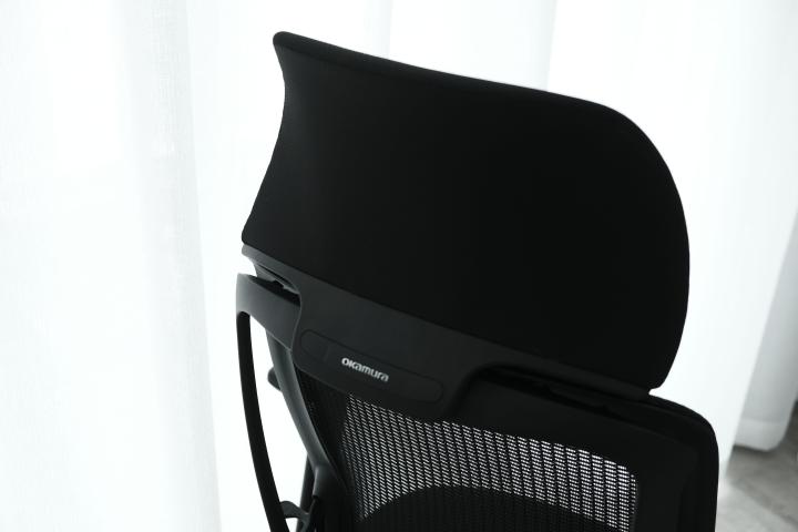 推荐一款简单精致的电脑桌 (实木电脑桌效果图大全2015款)