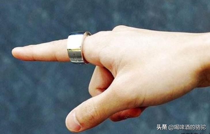 戴戒指的正确含义,每只手戴戒指的含义