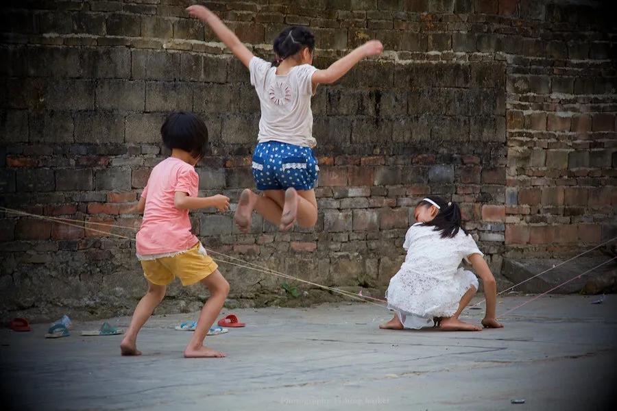 杩囧幓鐨勫嚑鍗佸勾婊℃弧閮芥槸鍥炲繂,杩囧幓璁稿涓滆タ閫愭笎娑堝け