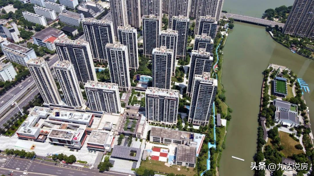 宇宙第一房地产商,宇宙第一房地产