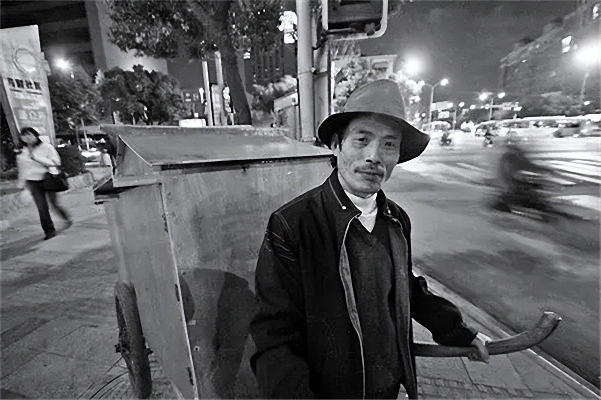 小伙从宁波徒步旅行到西藏,96年小伙徒步旅行196天