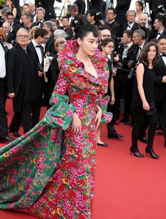 张馨予坎坷情史成功逆袭吴卓羲,吴卓羲张馨予挺般配的