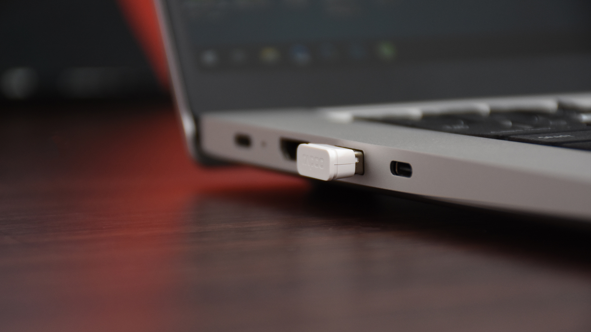 雷柏ralemopre5姹紫嫣红版,雷柏ralemopre5圣诞版机械键盘