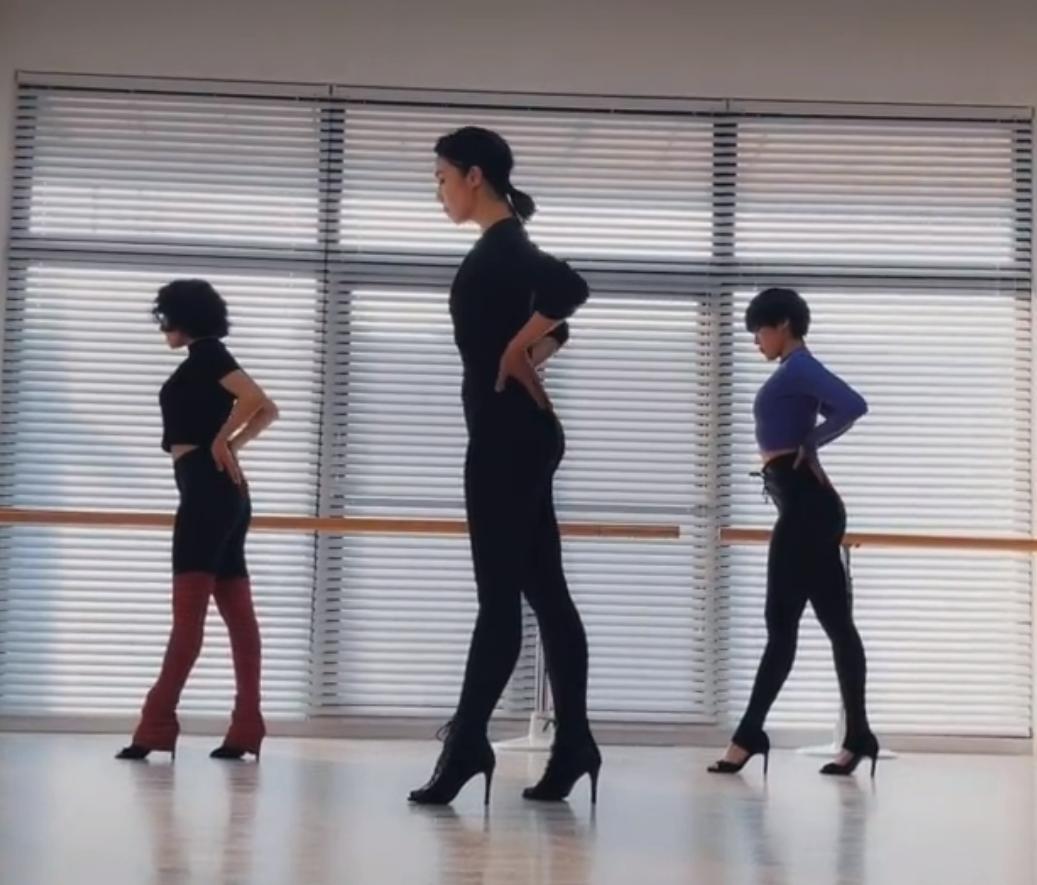 孙莉秀舞姿,孙莉舞姿