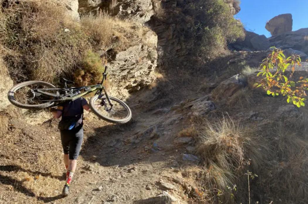 强大功能性Canyon推出全新Neuron软尾山地车