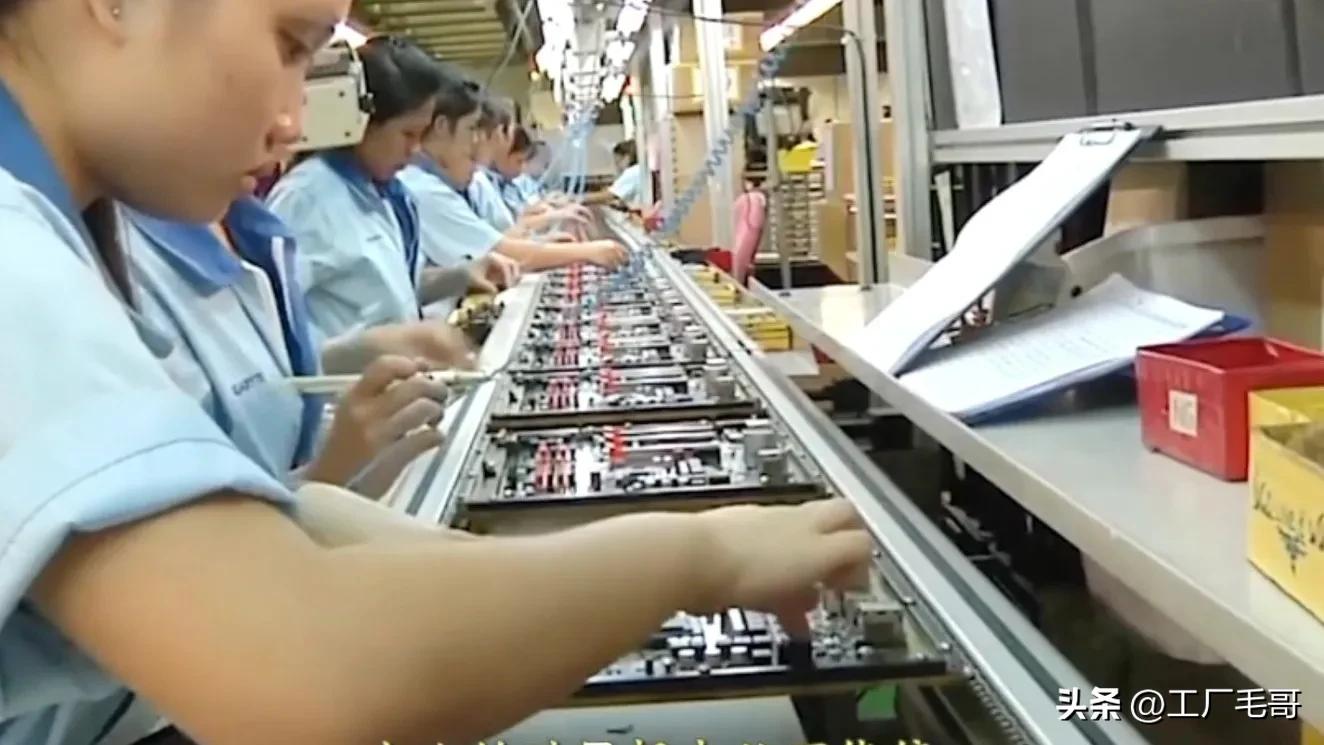 富士康工资2021新标准,富士康科长级别工资有多少