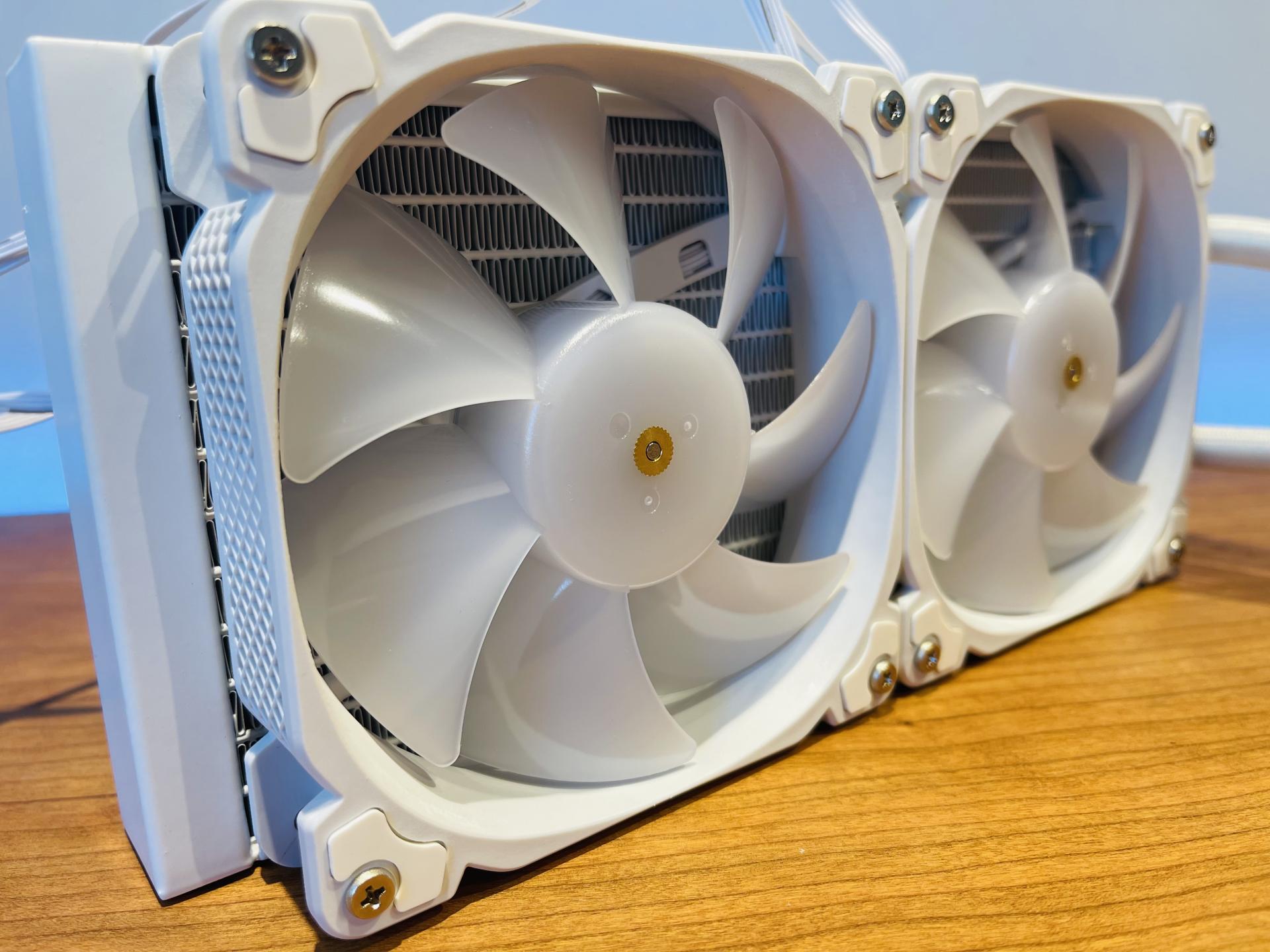 从零开始组装一台游戏主机,2500元如何组装一台全新游戏主机