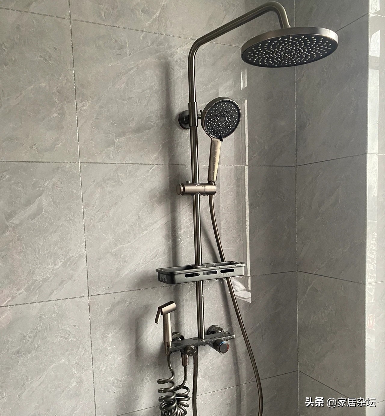 入住后卫生间不够用怎么办,住了一个月发现卫生间不够用