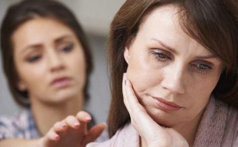 如何保护乳房不得乳腺癌,女人坏情绪的表现