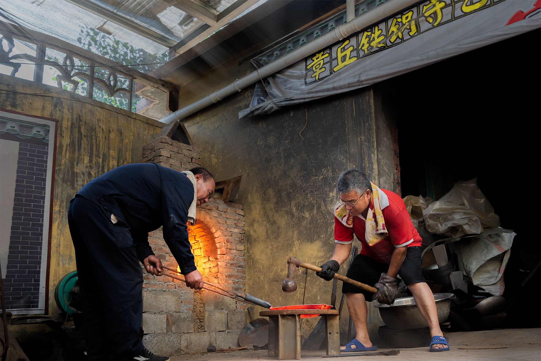央视多次曝光夺命铁锅,遭多次曝光的毒铁锅