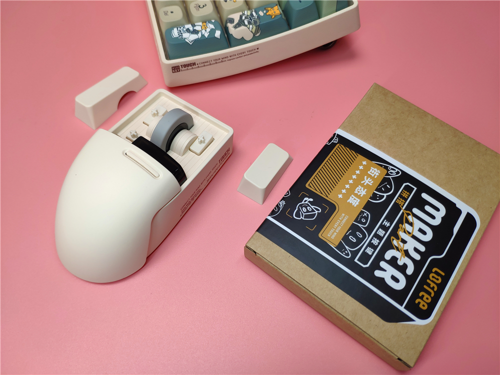 小翘三模无线鼠标，自带屏幕，一切可以变得更轻松