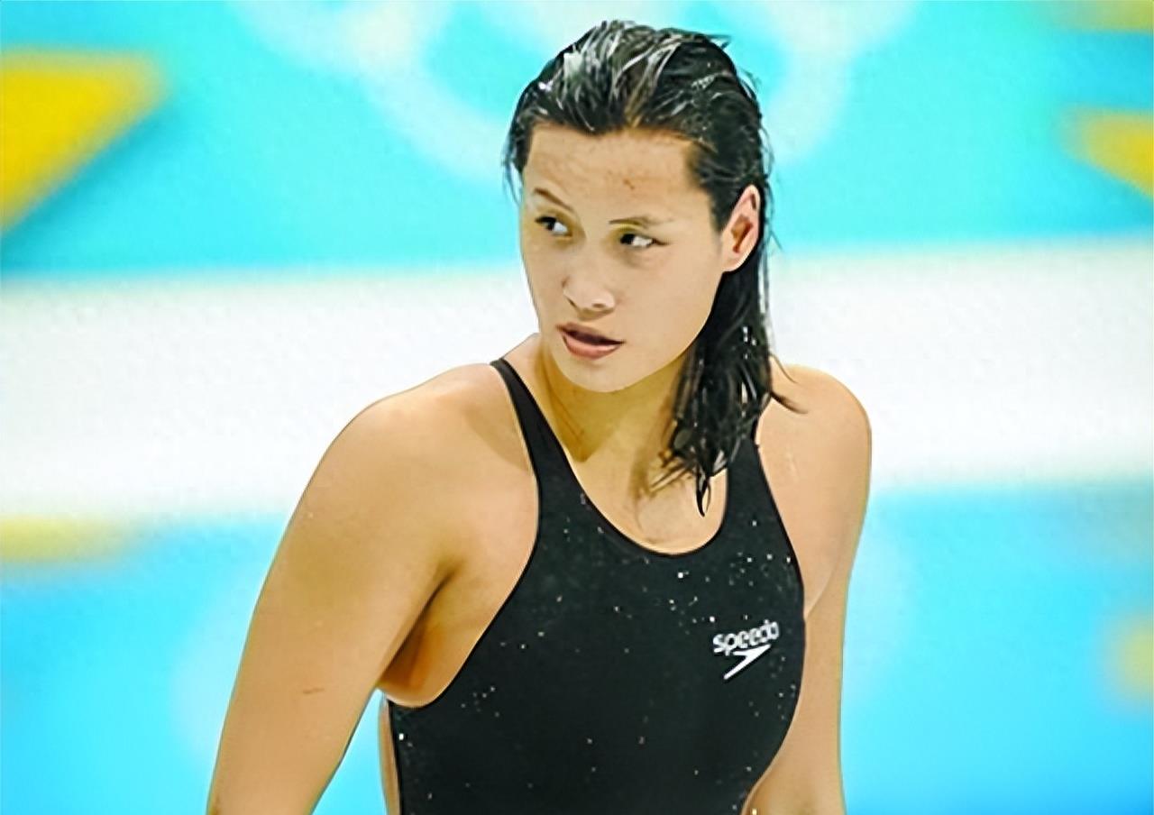 女运动员的痛苦程度,女运动员赛场上痛苦哭