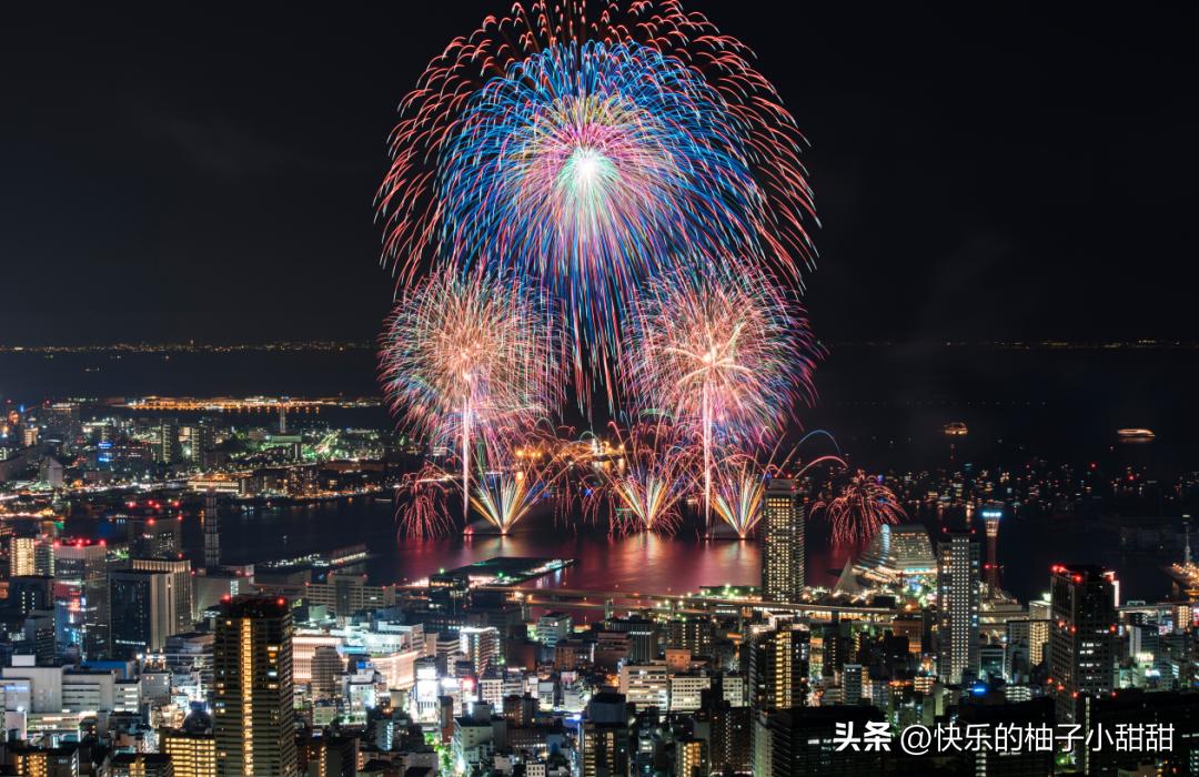 海水不输冲绳，这座青春背后的小城，夏日烟花又封神了！