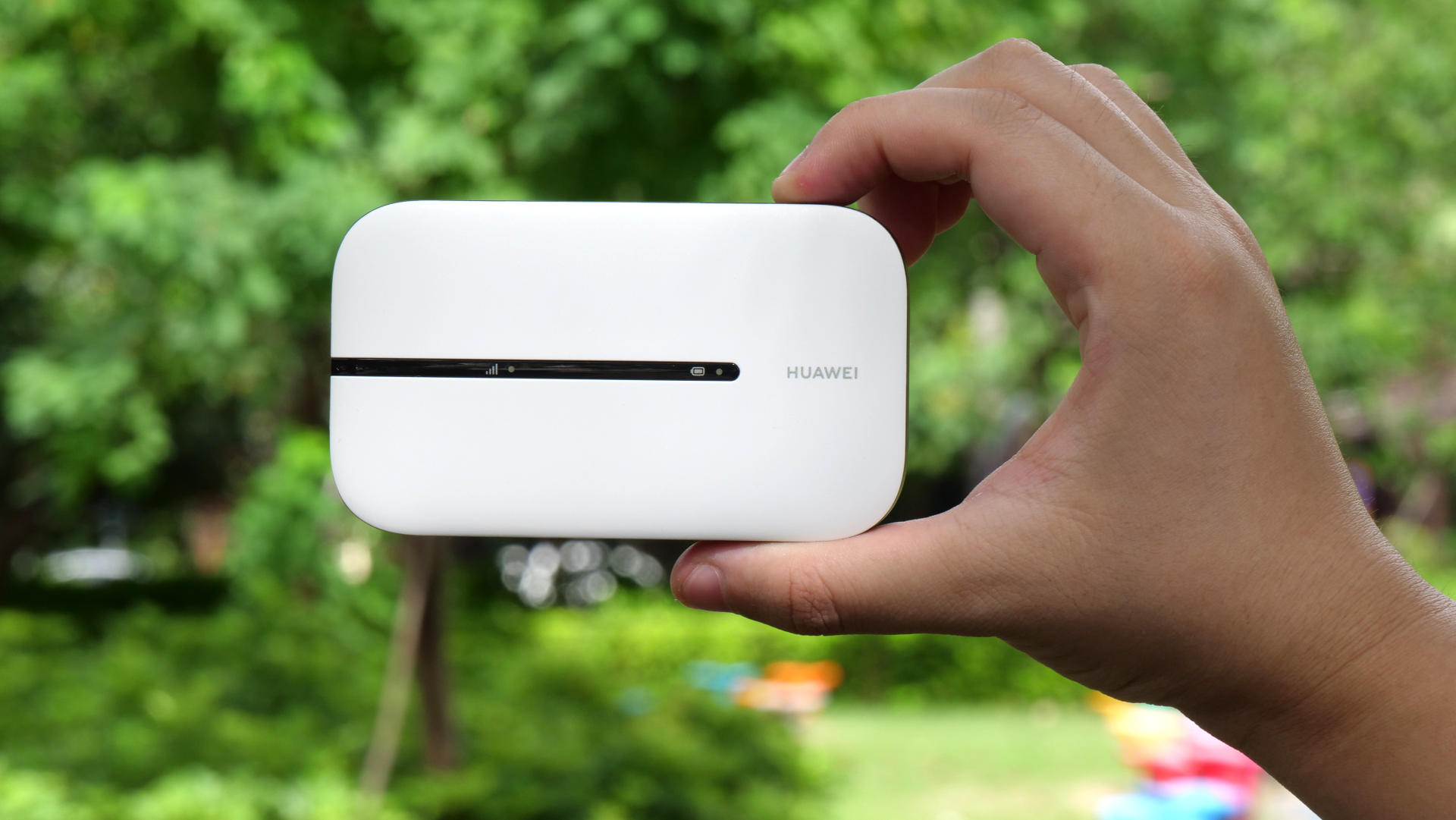 华为新款随行WiFi3如何使用,华为随行wifi3专业评测