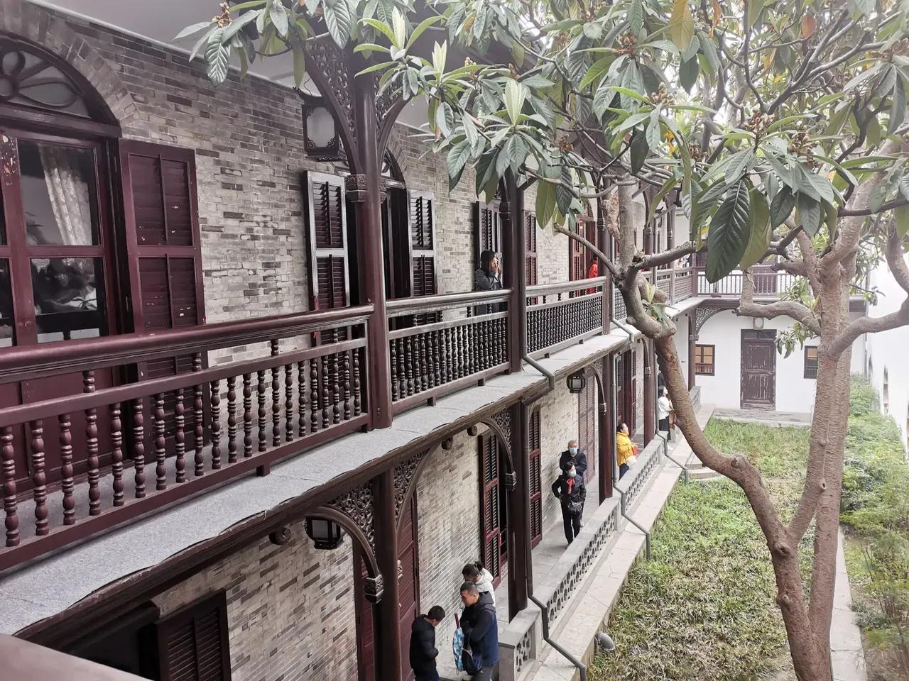 寰愬窞鍒伴噸搴嗗叚鏃ユ父,浠庡緪宸炲幓鏃犻敗鏃呮父