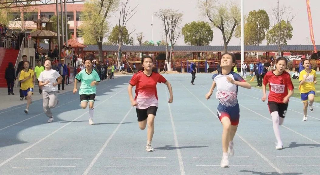 随县第三届“新华杯”中小学生运动会在炎帝学校举行