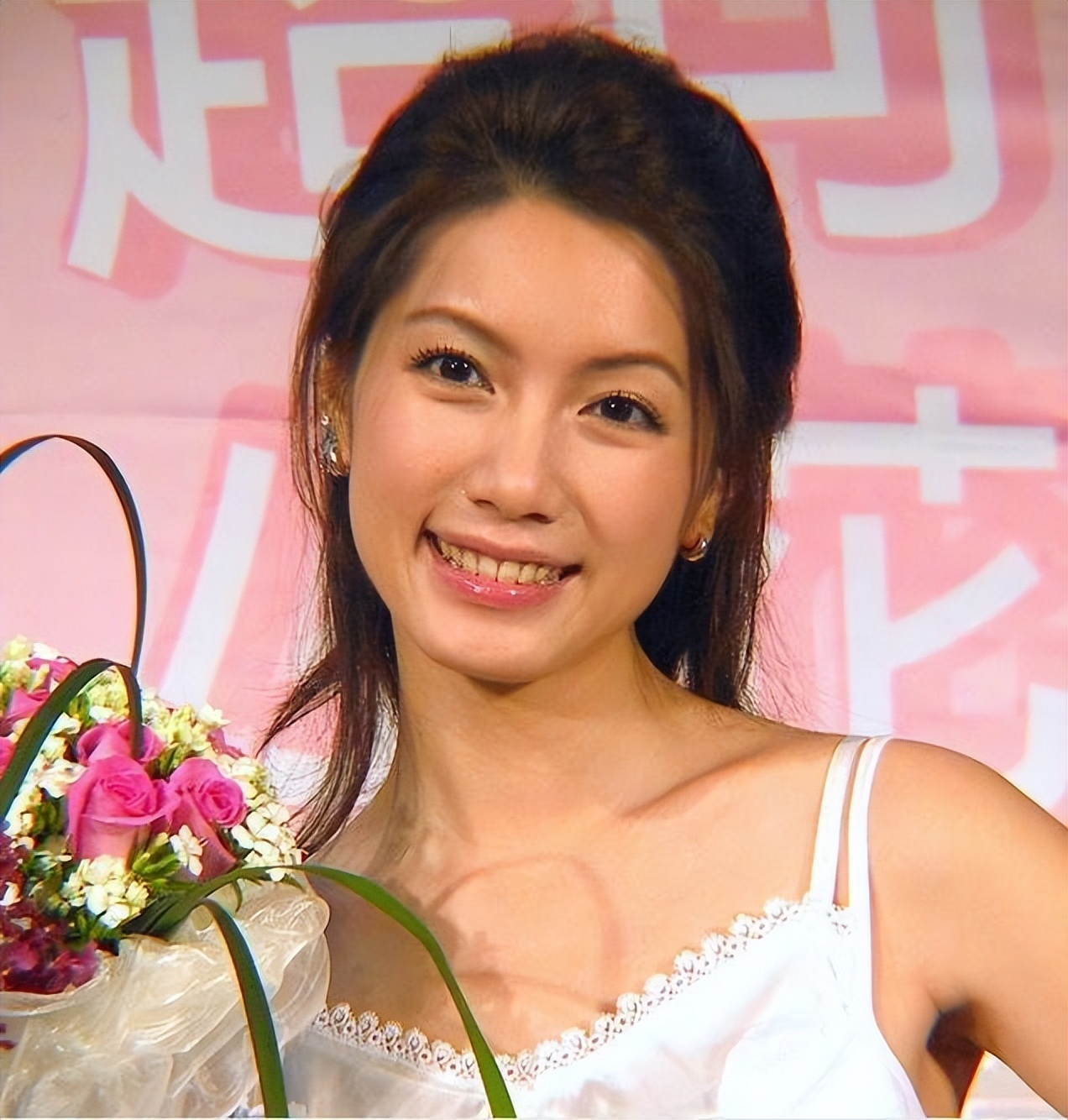 林韦君交往过哪些男朋友,林韦君的现任男友是谁