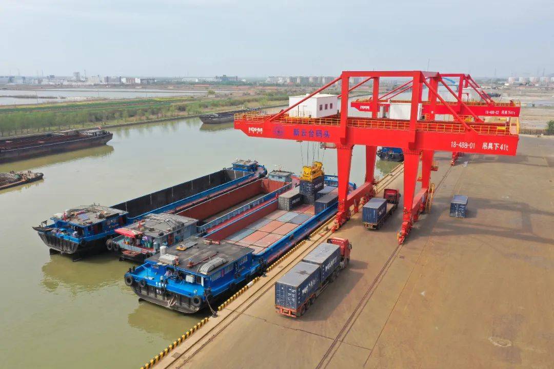 连云港打造万亿集群,江苏连云港打造新兴产业集群