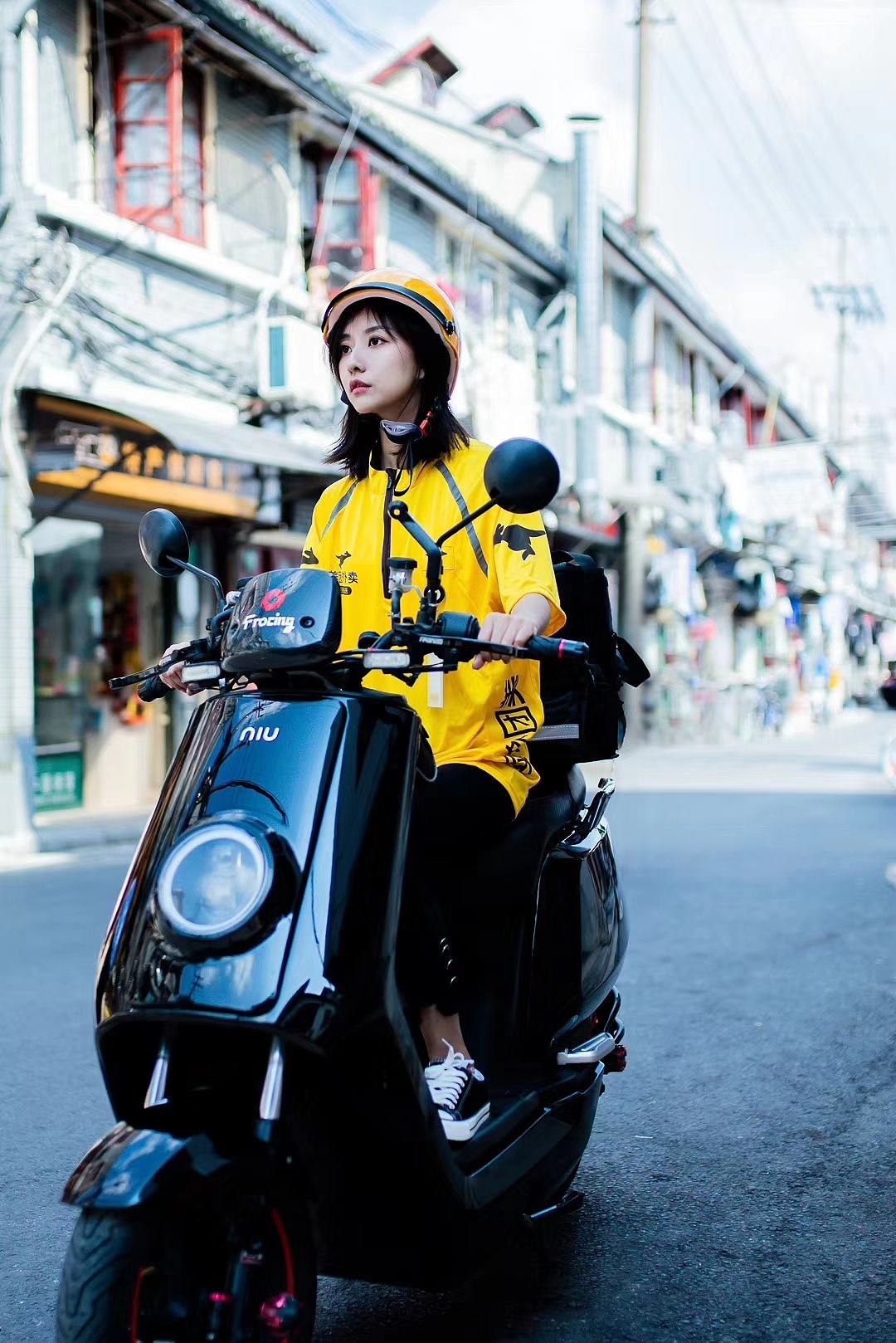 外卖小哥一年到底能挣多少钱,揭秘外卖小哥一个月能赚多少钱