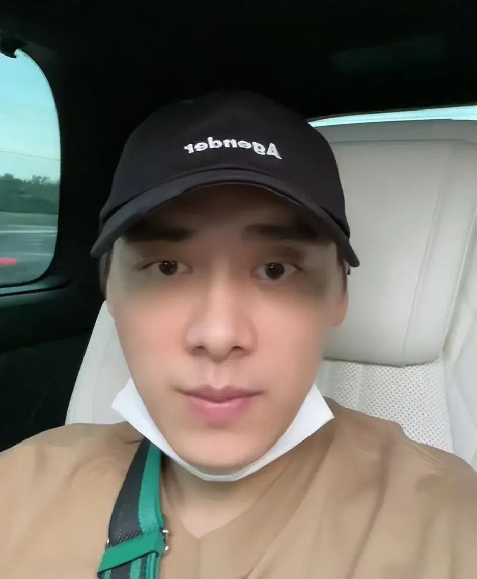 李易峰16年肇事逃逸,李易峰交通逃逸事件是真的吗