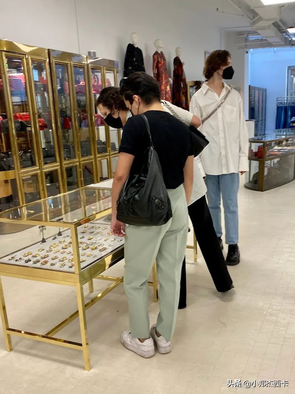 herms铂金包,大手一挥买一辆保时捷