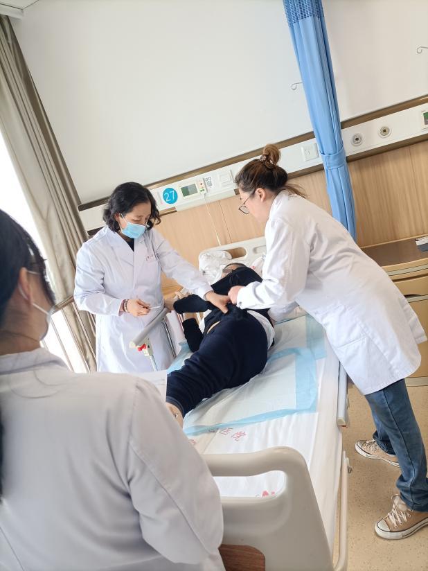 北京东直门医院神经内科专家挂号,北京最权威的神经内科中医专家