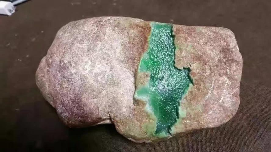 直播间购买翡翠原石怎么维权,直播间买的翡翠原石拒收能退款吗