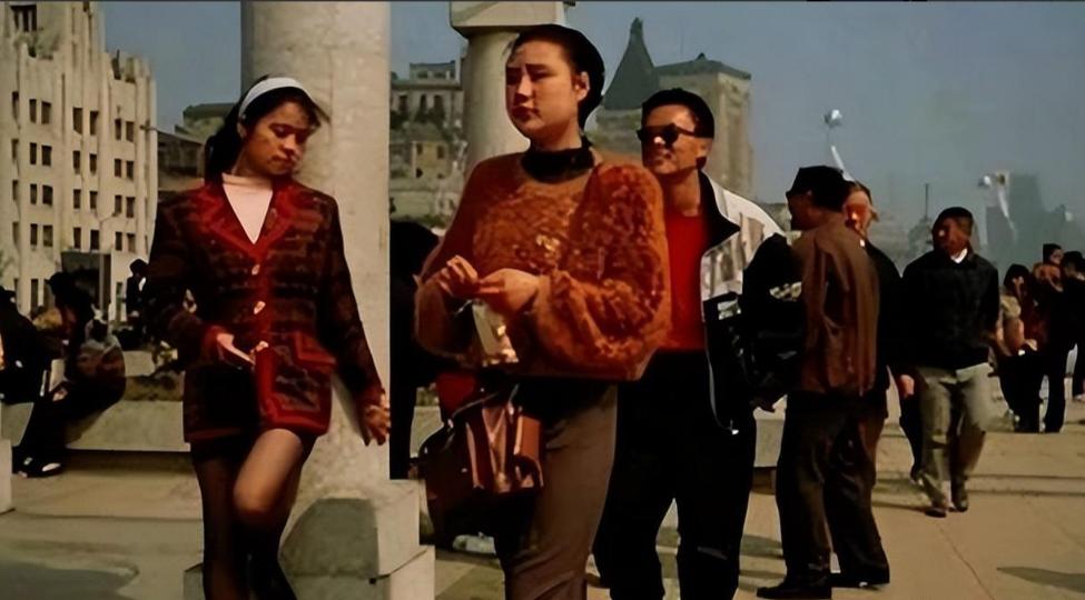 东北讷河地窖藏尸案,地窖藏尸42人