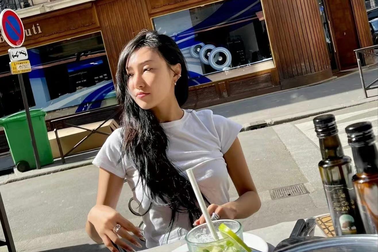 女星华莎被举报,华莎被告涉嫌演出淫乱罪