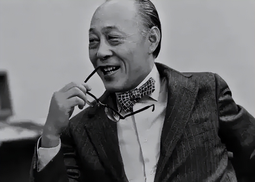 电脑大王王安：身家20亿，对抗美国IBM，却因错误决定事业尽毁