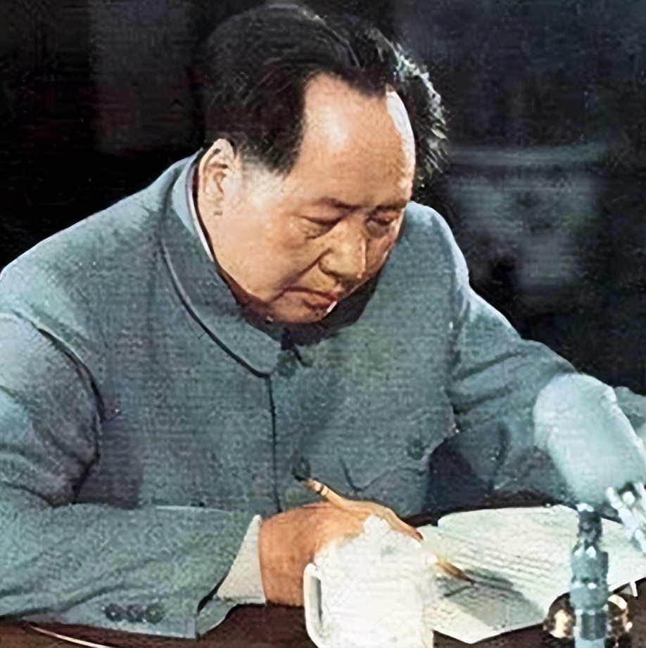 76年周总理去世，*剑英叶**拒绝致悼词：除毛主席论资历只有一人合适