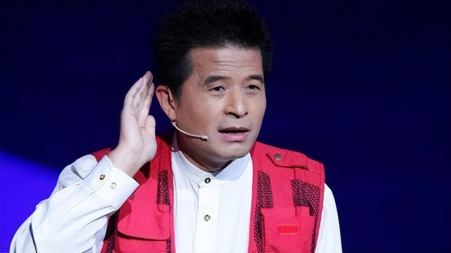 从央视名嘴到无名大爷,从无名到高朋满座郭德纲