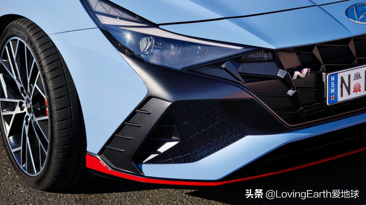 最新款现代i30试驾视频,10款现代i30怎么样