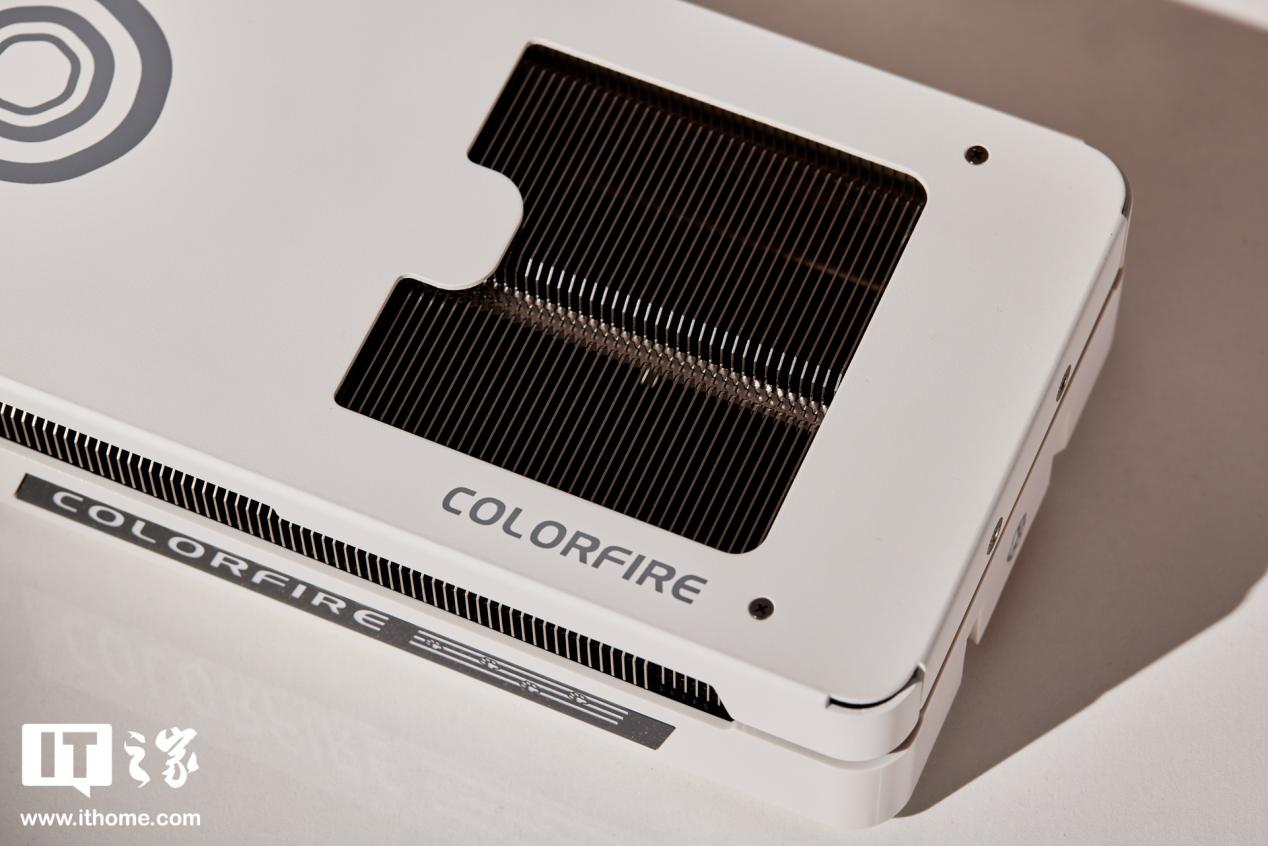 colorfirertx4060t橘影橙,colorfirertx4060ti橘影橙多长