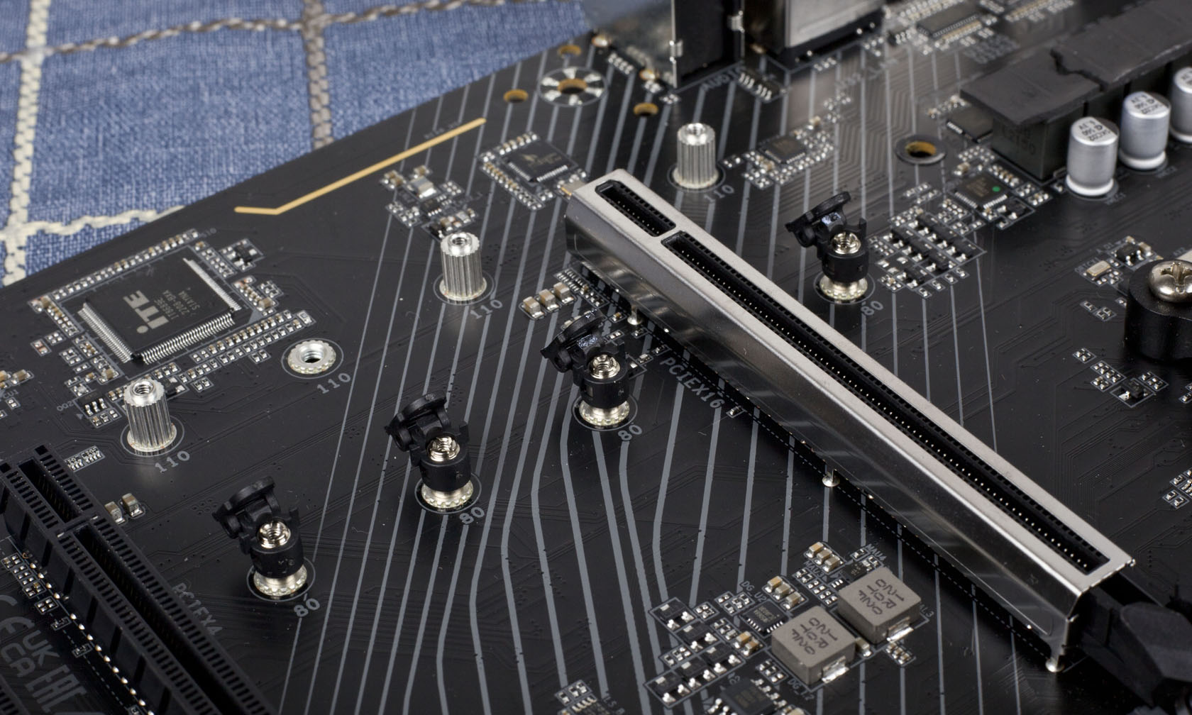 技嘉小雕x670aorus,技嘉锐龙7000系列主板的黑科技