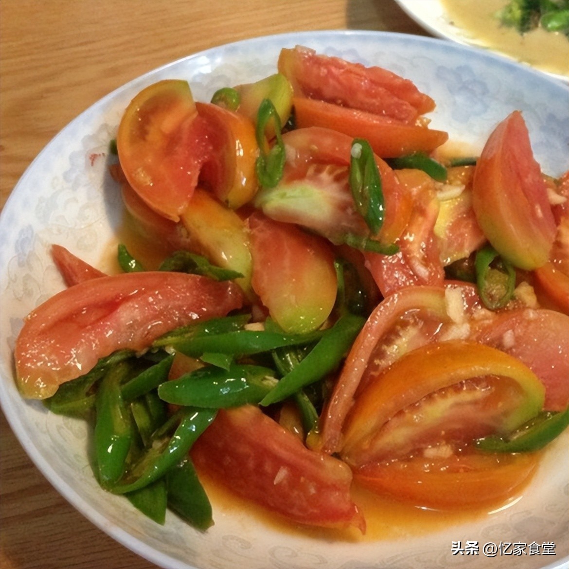 湖南女子在山东买了10元的菜，被婆婆吐槽败家，网友：没见过世面