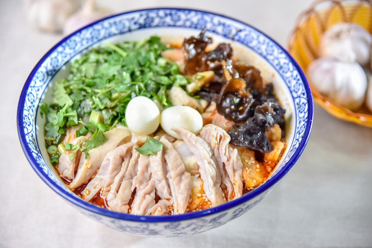 西安六大古都美食,西安十大地道美食和五大美食街