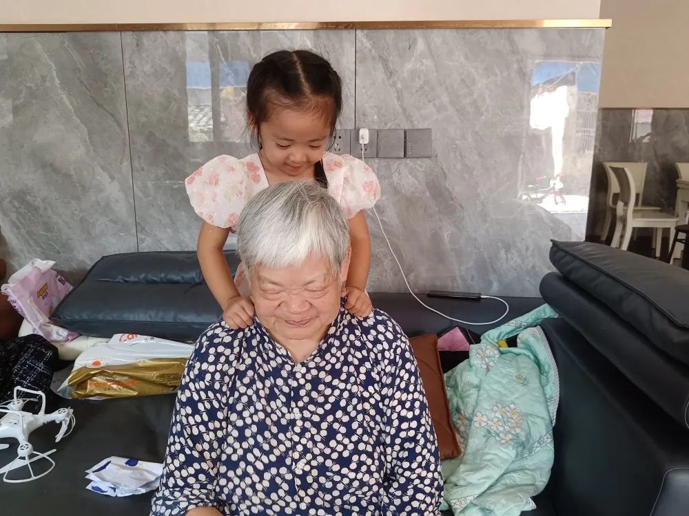 百善孝为先重阳节传递孝爱文化,重阳节爱老敬老百善孝为先的心得