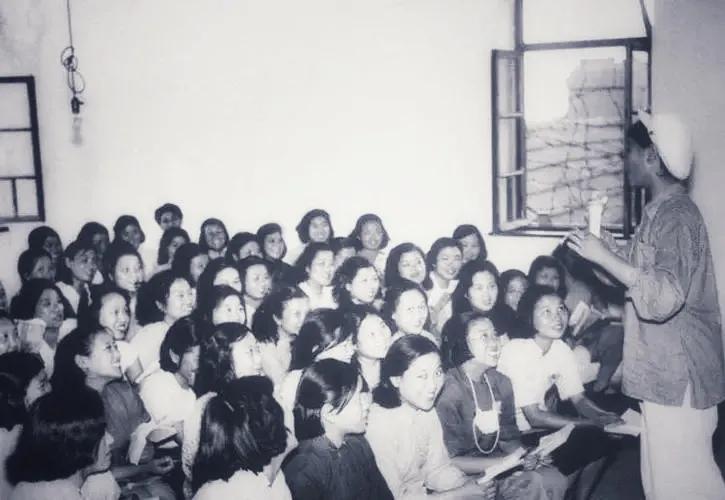 新中国禁娼纪实之二，为什么不能嫖娼，各位可以了解一下