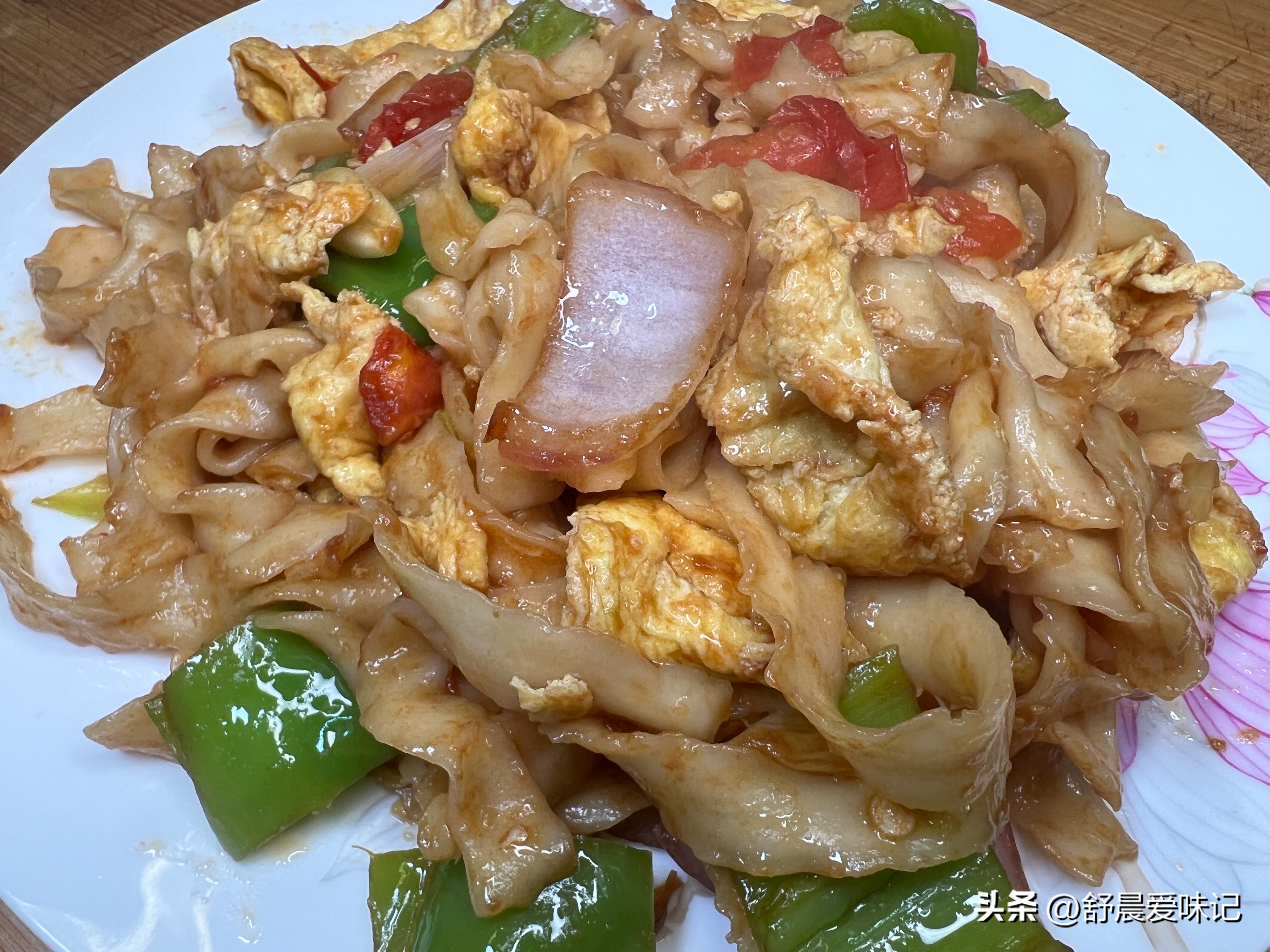 牛肉炒刀削面条最正宗的做法,白菜炒刀削面的家常做法视频