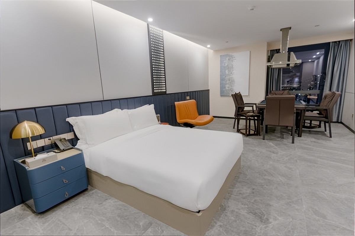 鹏客假日酒店价格,珠海星住酒店